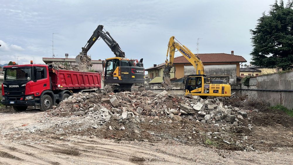 edilscavi noleggio escavatori