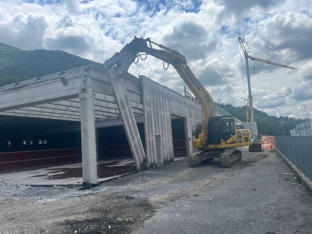 noleggio escavatori valle seriana